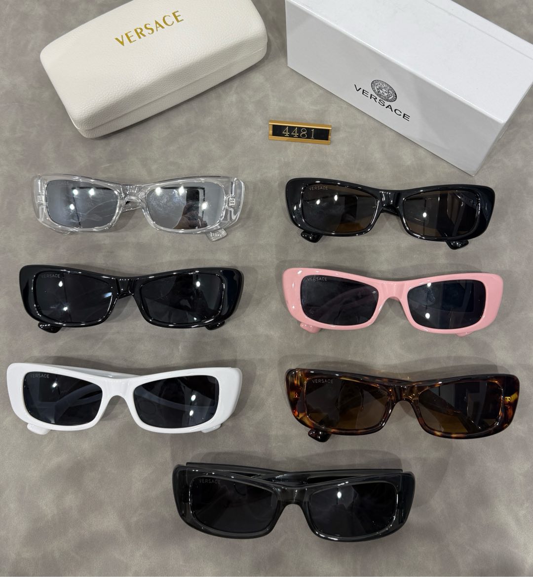 Versace Fashionable Sunglasses - Image 1