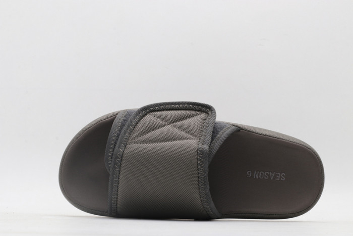 Yeezy Slide 5 - Image 6