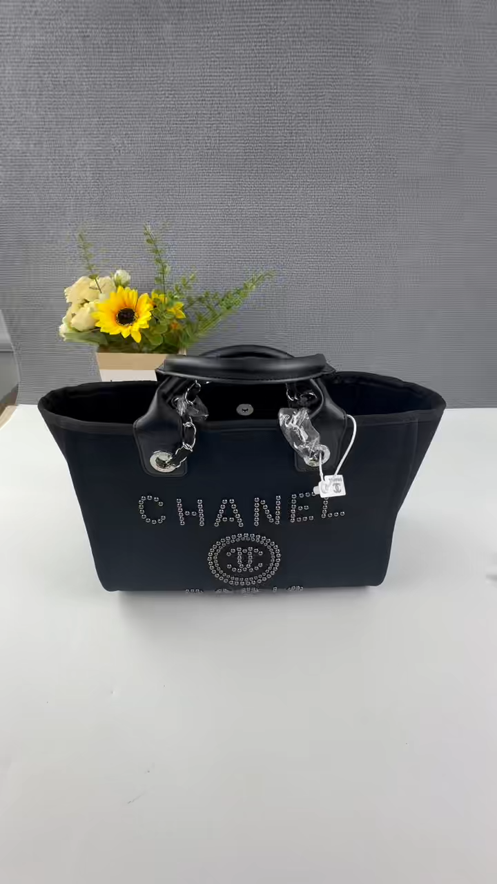 Chanel Pearl Deauville Tote bag - Image 5