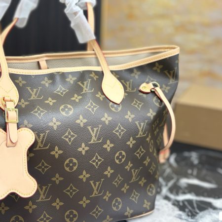 LV Neverfull Tote Bag - Image 5