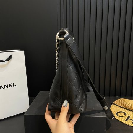 Chanel 31P Bucket Bag Black - Image 7