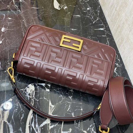 Fendi Baguette Iconic Top Quality - Image 5