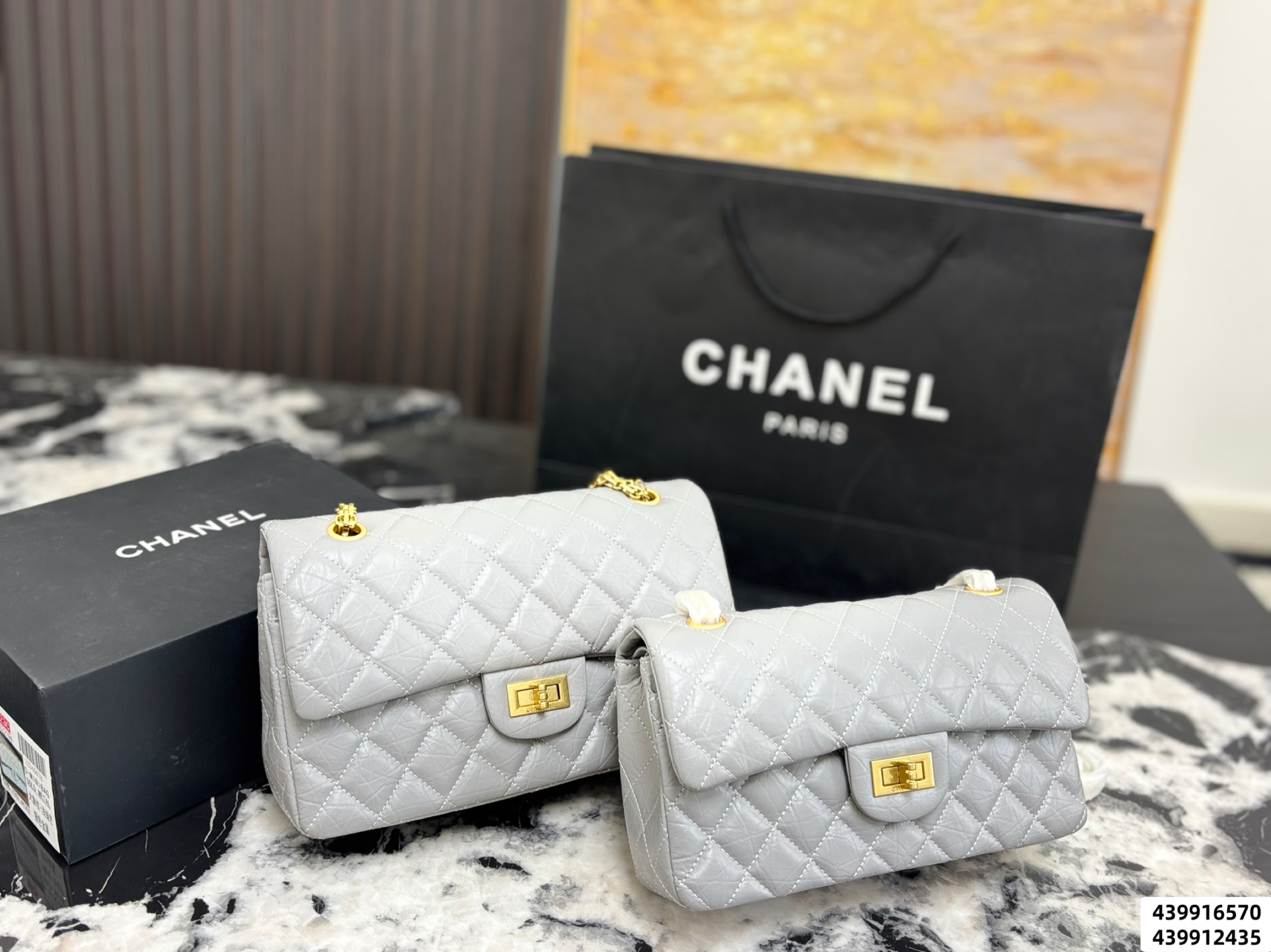 Chanel Quilto 2.55 Shoulder Bag - Image 6