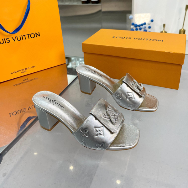 LV Flat Cut With Chunky Flip-flops Slide Sandal
