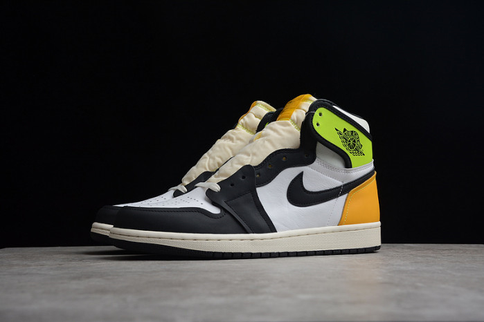 Air Jordan 1 High OG University Gold 555088-118 - Image 12