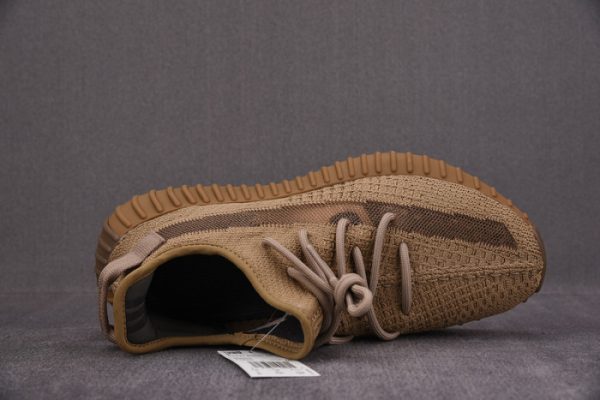 Yeezy Boost 350 v2 Earth FX9033