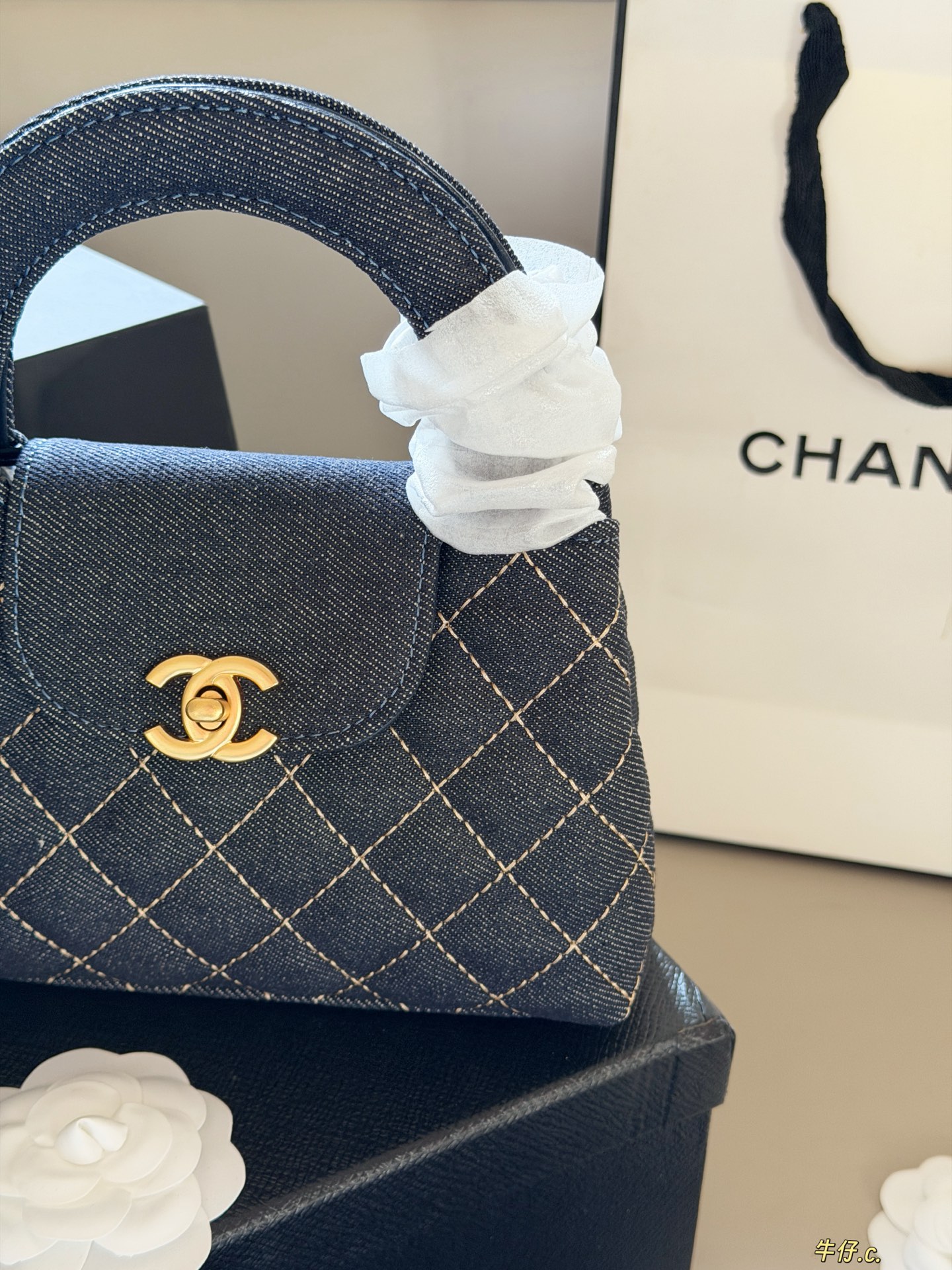 Chanel Kelly Shopper Denim Bag - Image 2