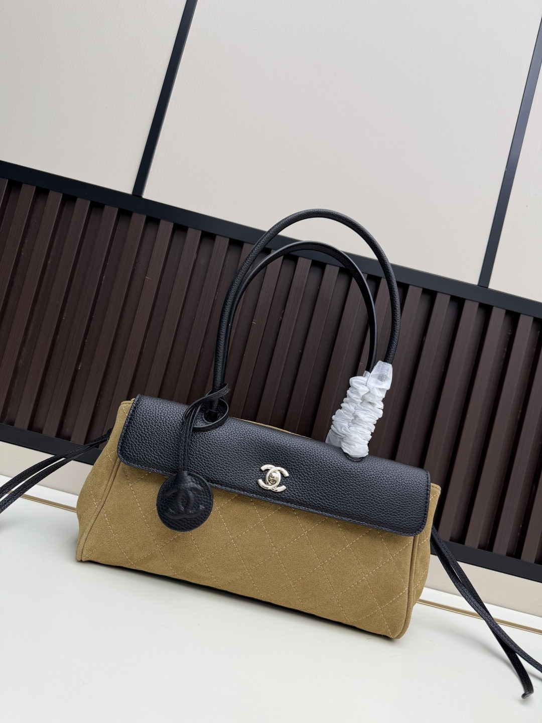Chanel Togo Cowhide Tote Bag - Image 7