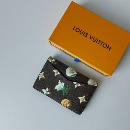 LV Pocket Wallet - Image 4