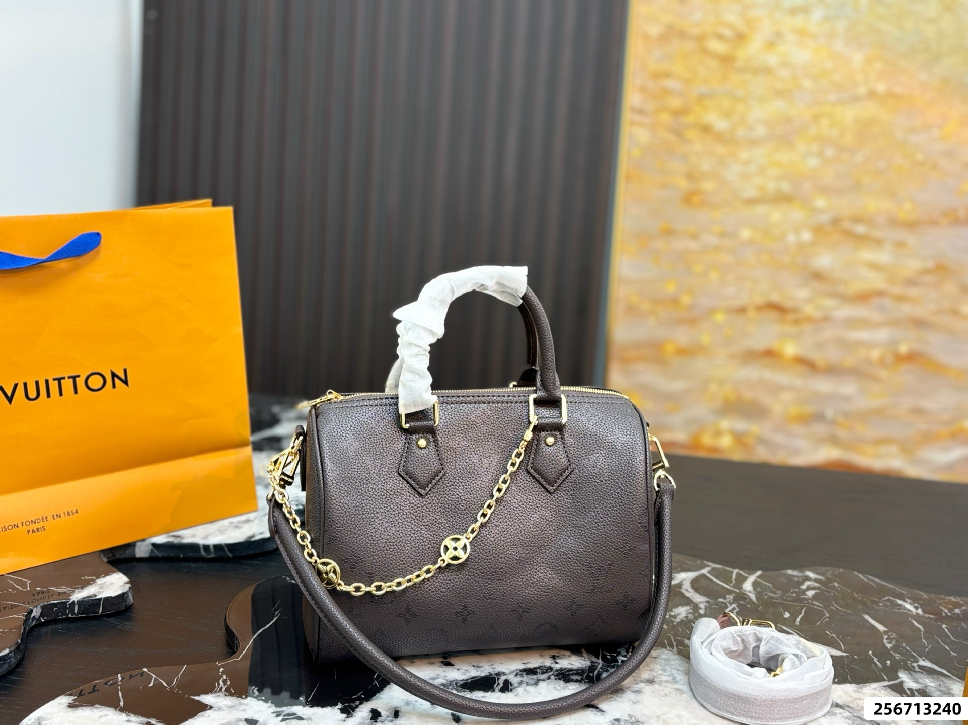LV Speedy 25 Bag - Image 3