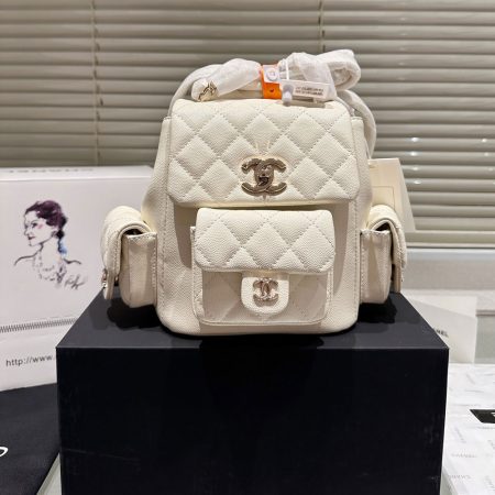 Chanel  23K Double Side Pocket Bag - Image 5