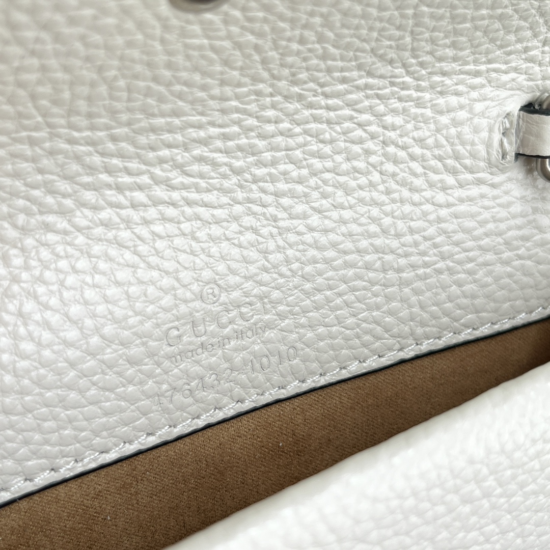 GUCCI Leather Dionysus MiniChain Bag. - Image 7