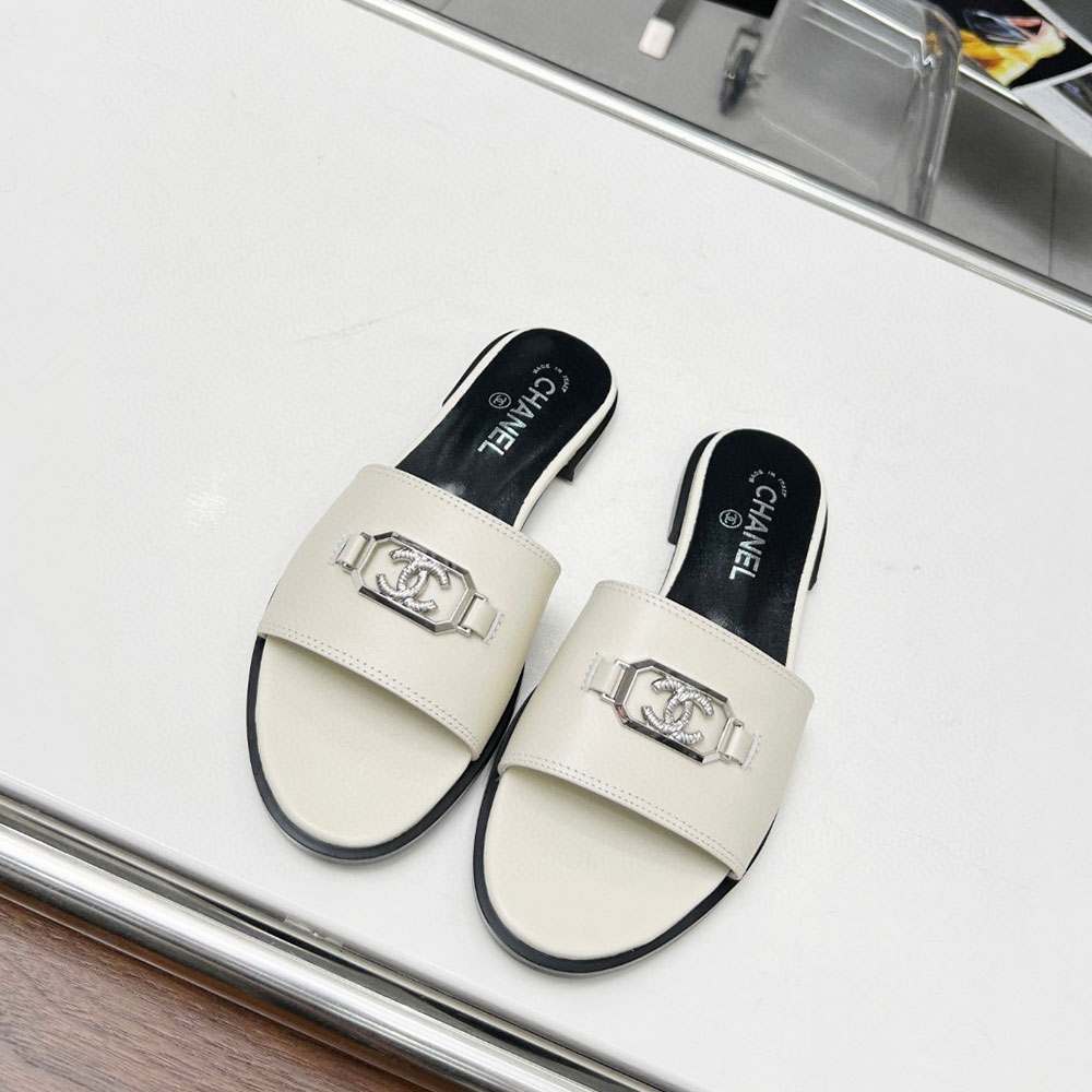 Chanel Flat Opflopsen-toed Flip-flops Slide Sandal - Image 5