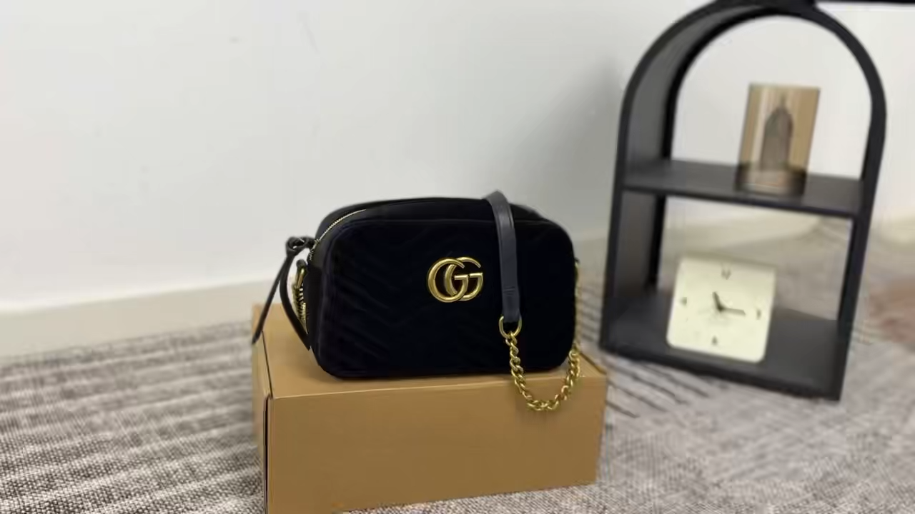 Gucci Velvet Camera Bag - Image 1