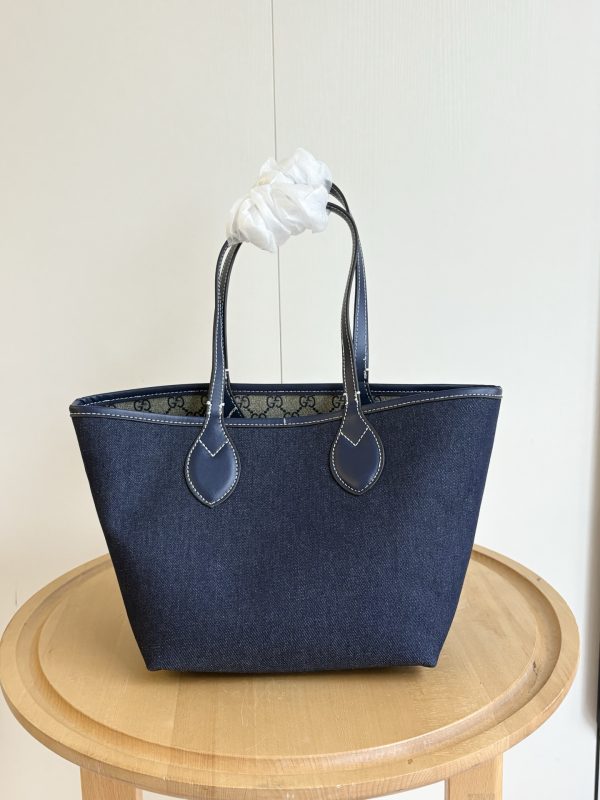 Gucci Small Totissima Tote Bag
