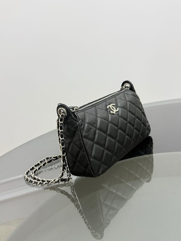 Chanel Caviar Qulited Purse with Chain