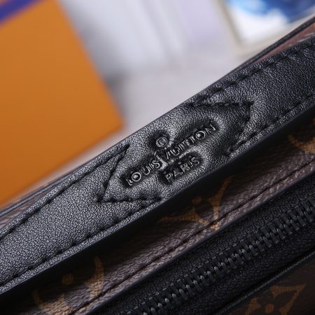 LV S Lock Messenger Bag - Image 9