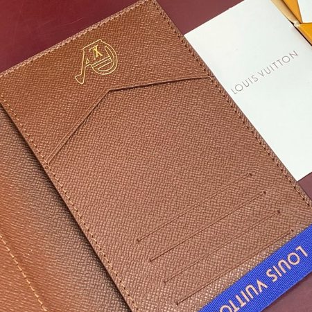 LV Double Card Holder - Image 9