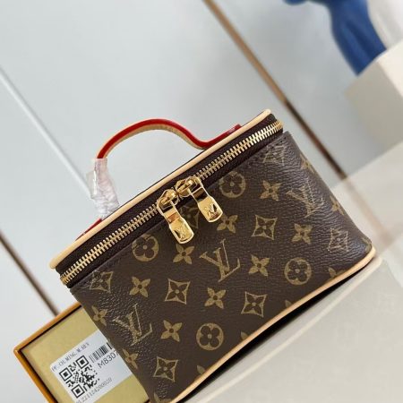 LV Nice Beauty Bag