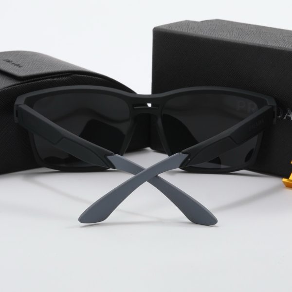 Prada Fashionable Sunglasses