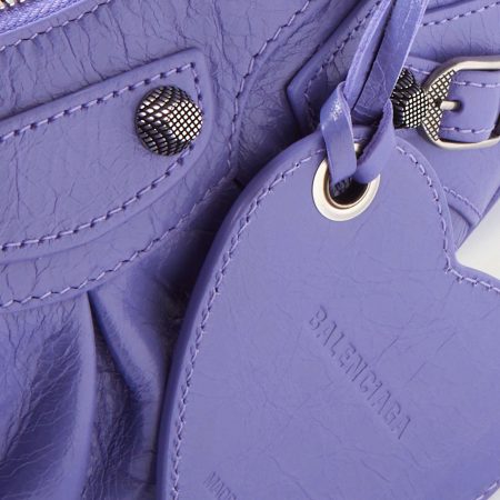BALENCIAGA Le Cagole XS studded crinkled-leather shoulder bag purple - Image 4