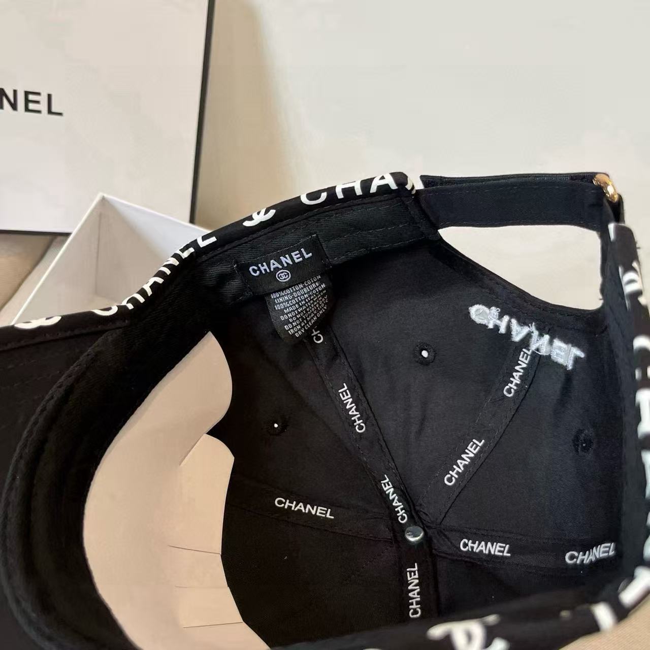 CHANEL Baseball Caps - Image 11