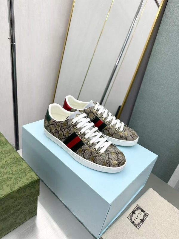 Gucci Ace GG Supreme Bees Sneaker Brown