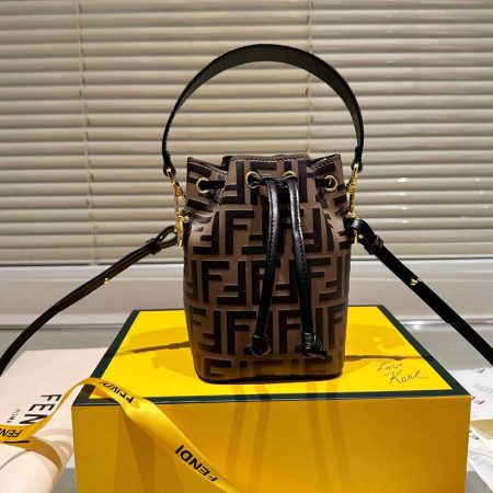 FENDI Mon Tresor Bucket Bag Mini - Image 3