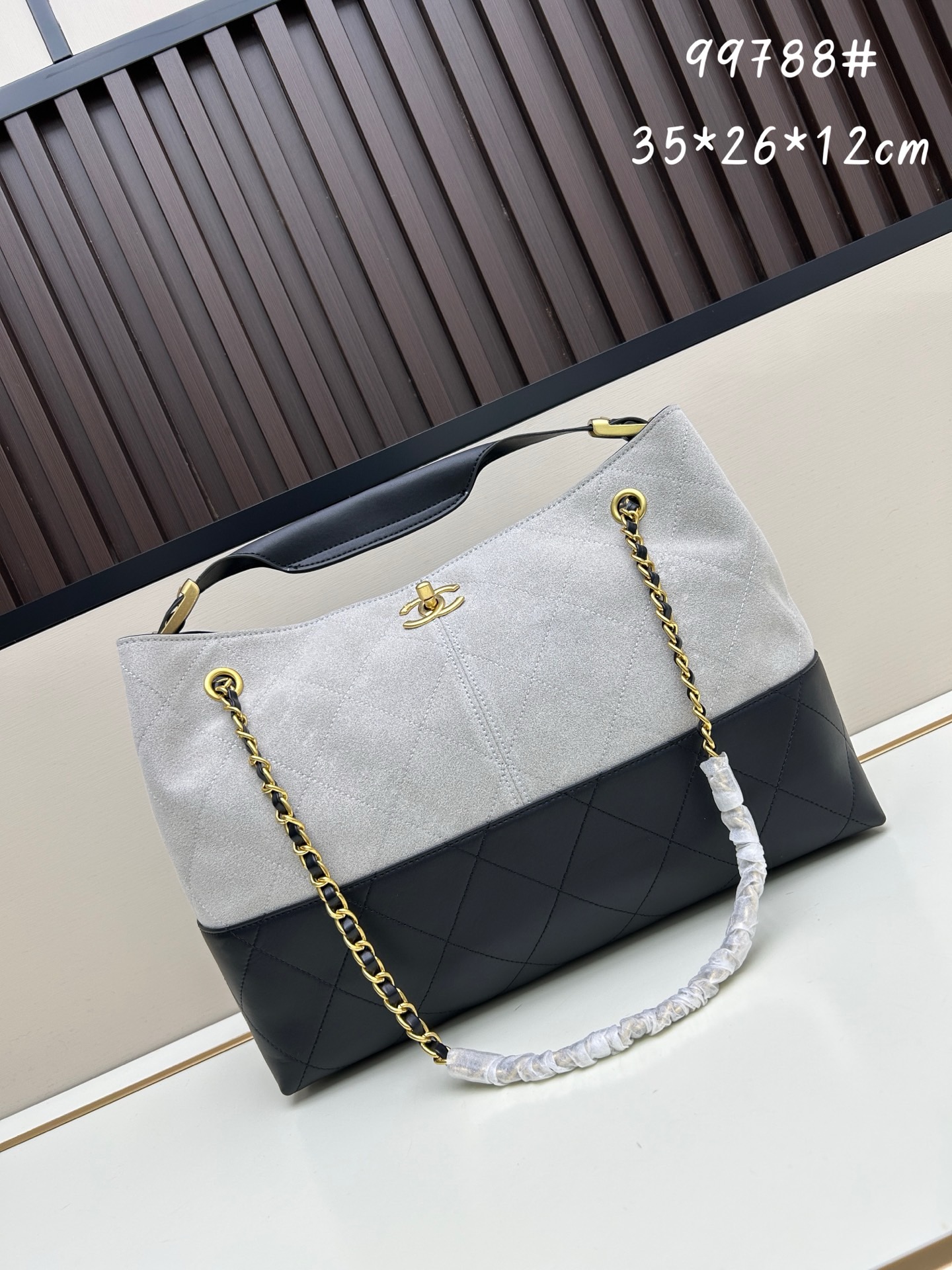 Chanel shoulder bag | handbag - Image 2