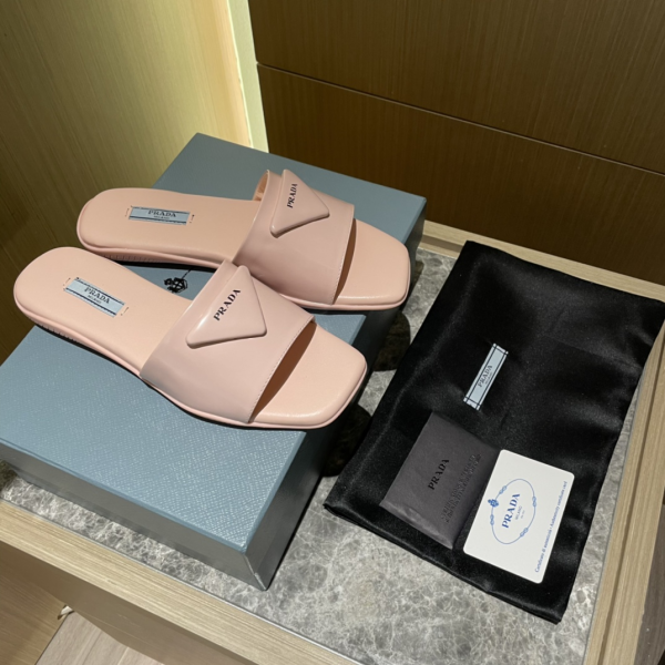 Prada  Bright Fat Slippers Fashion Sandals Slide