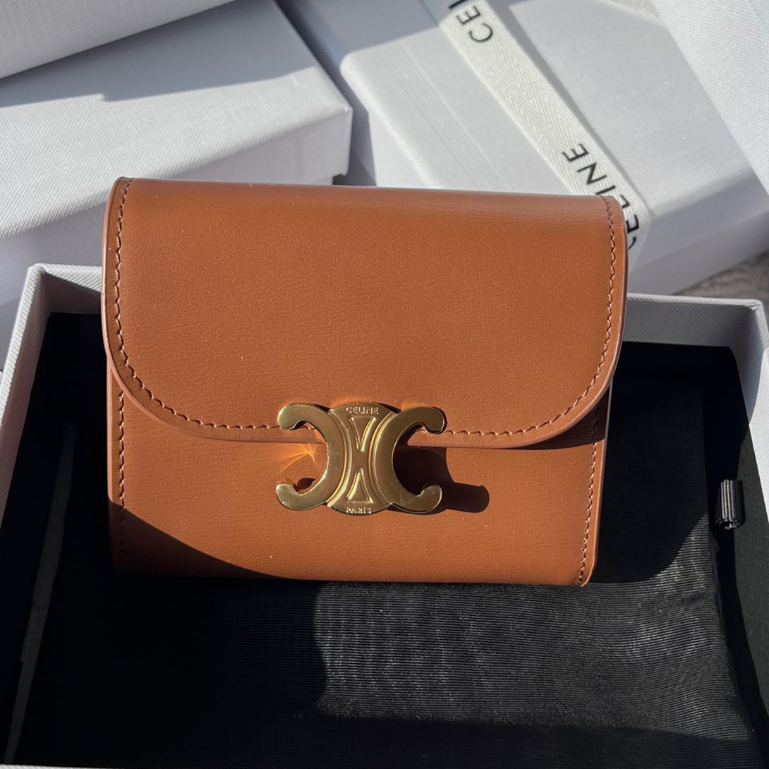 Celine Triomphe Wallet - Image 8