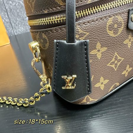 LV Vanity Chain Pouch Monogram Bag - Image 7