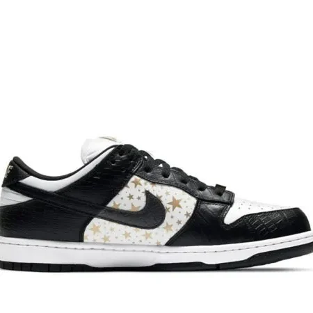 Superme x Dunk SB Low “ Black Stars" - Image 2
