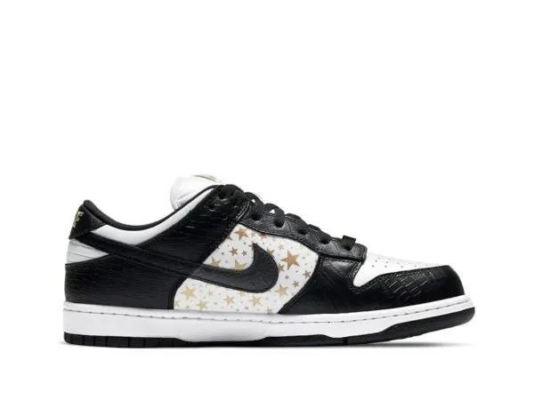 Superme x Dunk SB Low “ Black Stars"