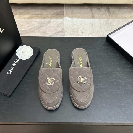 Chanel Fabric Quilted CC Turnlock Mules - Image 4