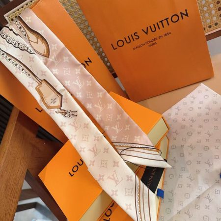 LV Scarf - Image 2