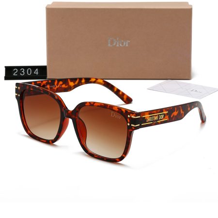 Dior Fashionable Sunglasses - Image 3