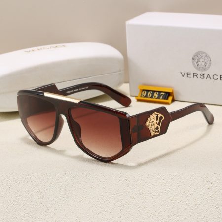 Versace Fashionable Sunglasses - Image 5