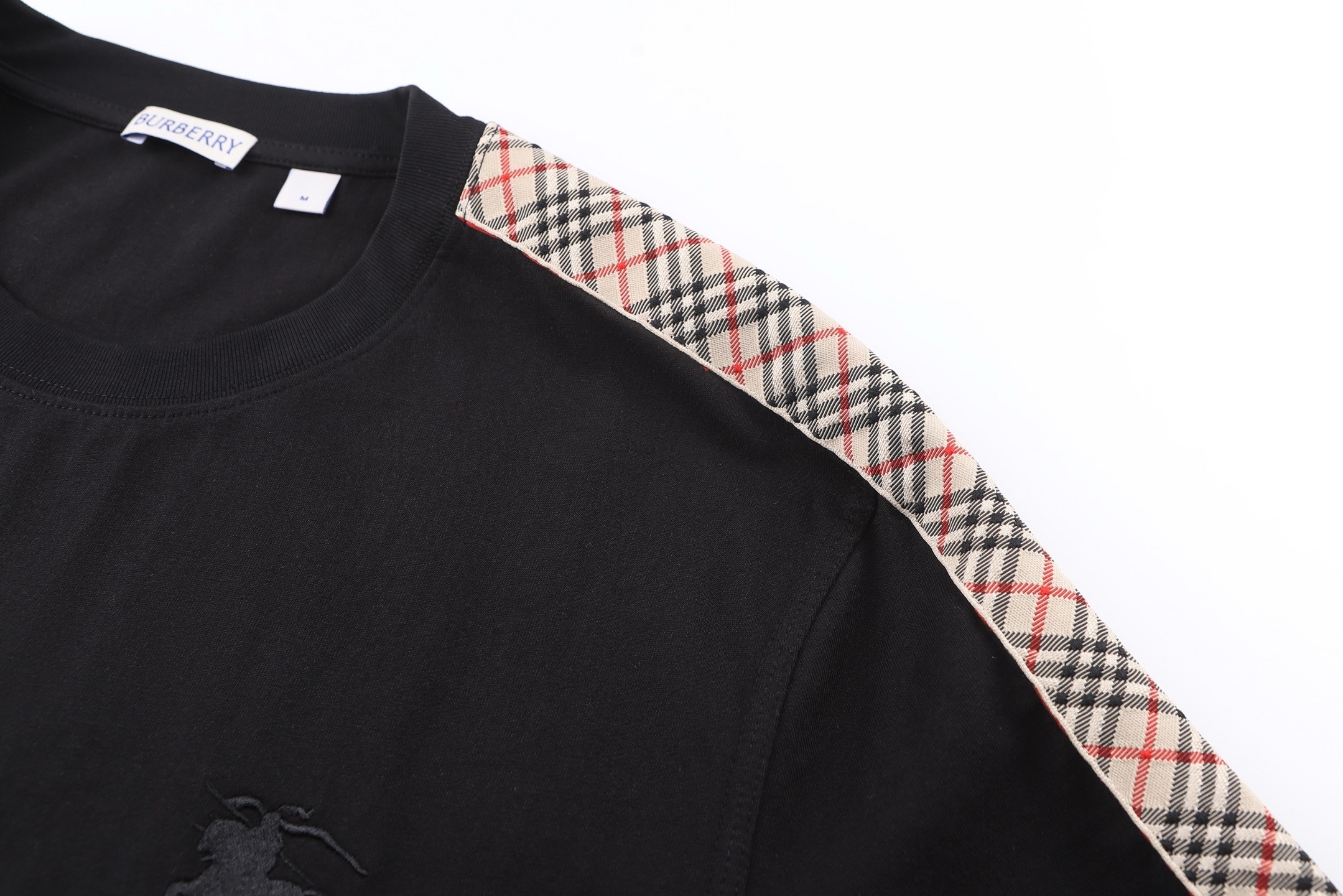 Burberry T Shirt - Image 4
