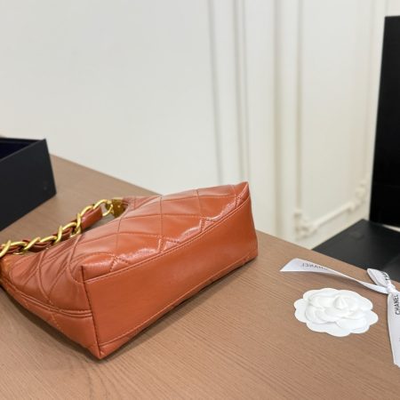 Chanel Hobo Boho Crossbody Bag - Image 7