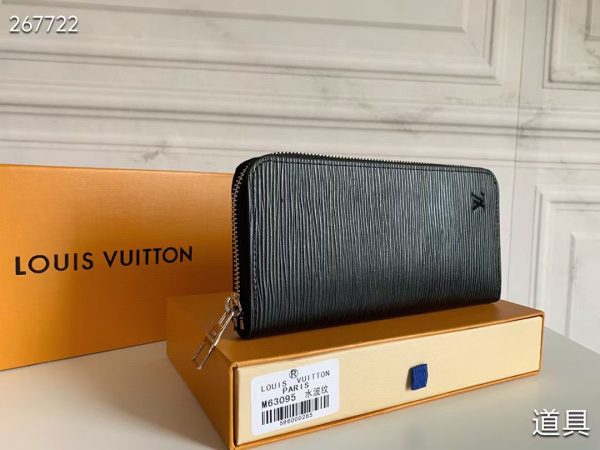 LV Zipper Wallet