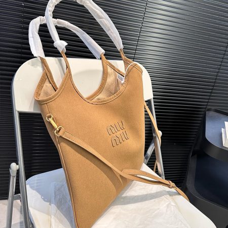 Miu Miu lvy suede leather bag - Image 4