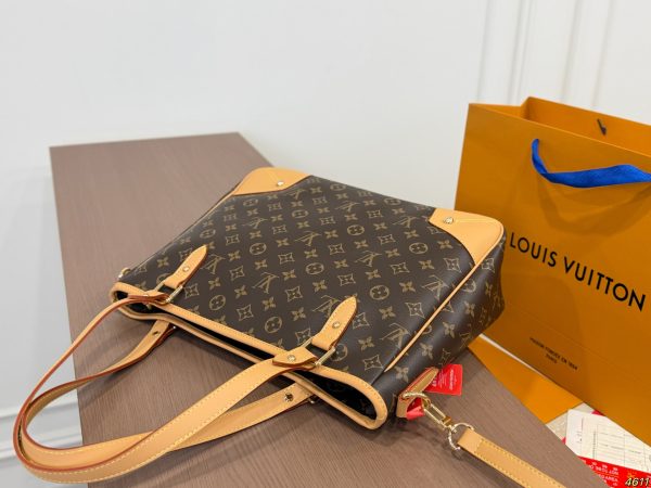 LV Shoulder/Crossbody Bag