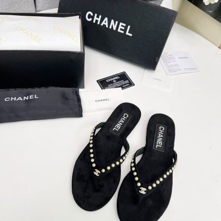Chanel Velvet 25C Flip-flops - Image 2