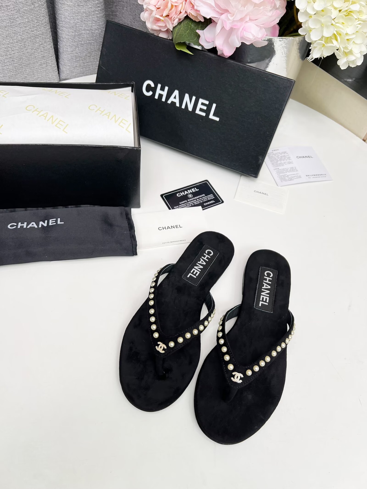 Chanel Velvet 25C Flip-flops - Image 2