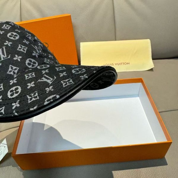 LV Monogram Black Hat