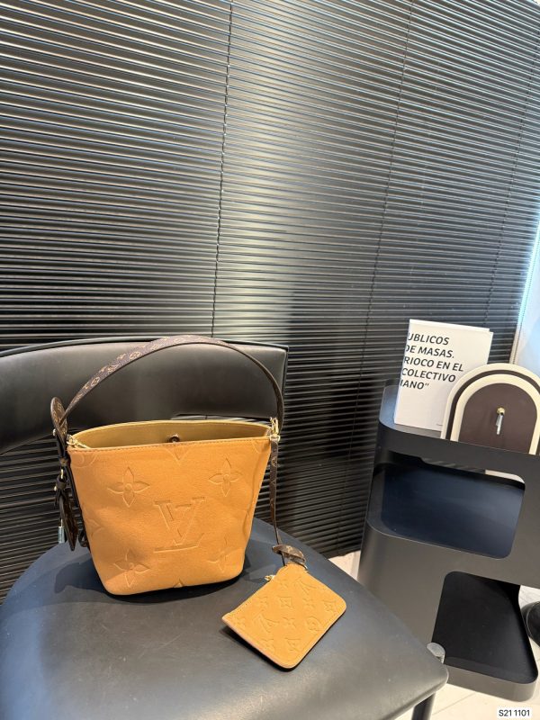 Lv ALL IN BB Locker Bag