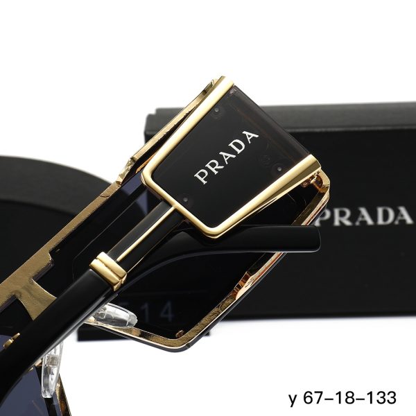 Prada Fashionable Sunglasses