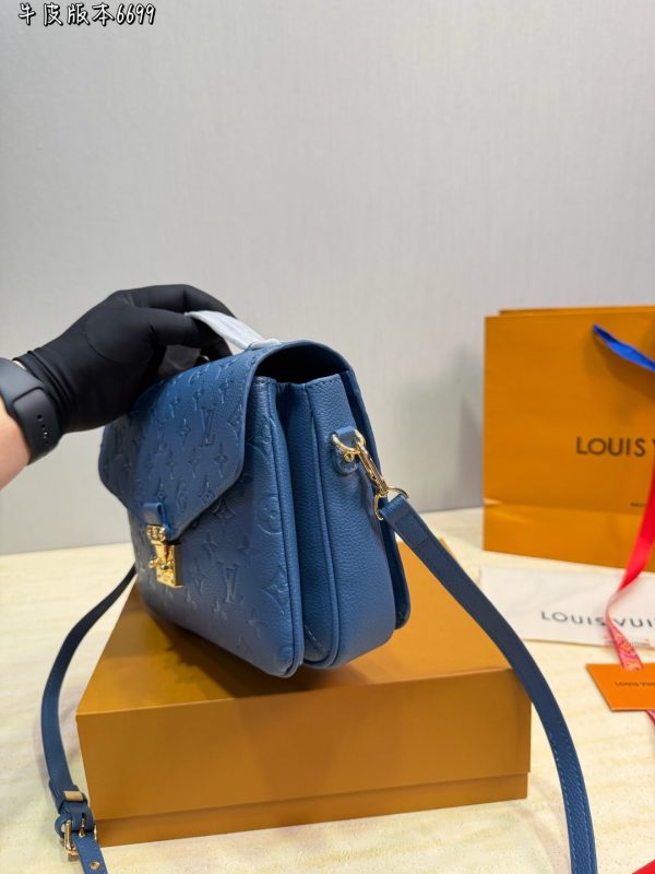 LV Pochette Metis Monogram Empreinte Bag