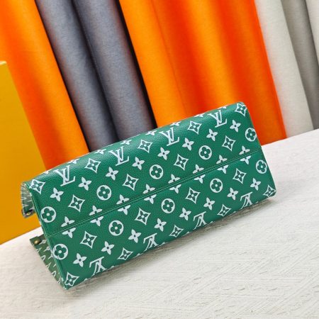 LV Green & White Monogram OnTheGo PM Bag - Image 7